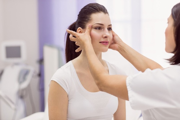 Double Chin and Face Lifting Treatment